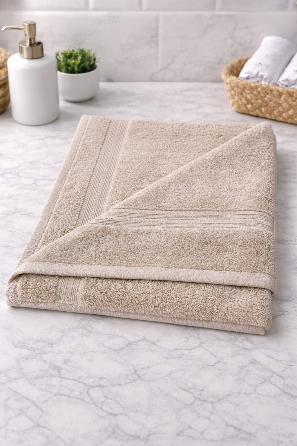 HAND TOWEL
